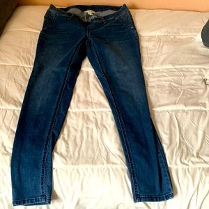 Jessica Simpson maternity jeans size medium